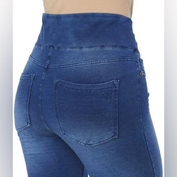 DG2 by Diane Gilman Comfort Waist Knit Flex Bermuda Indigo Short PXXS - Picture 3 of 7